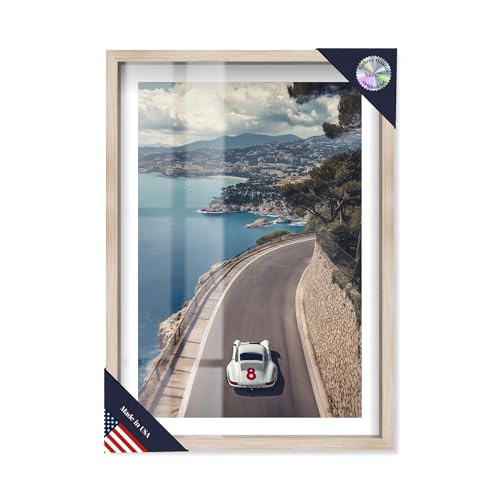 Fast Car Monaco Shadowbox Druck Retro Kunstdrucke von Notoriart Blonder Rahmen 20x30 von NotoriArt