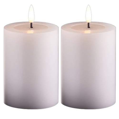 2er Set Stumpenkerzen LED weiß klein - Echtwachskerze mit beweglicher Flamme flackernd mit Echtwachspiegel - Timerfunktion für 6 Stunden Warmweißes Licht 7,5cm ø 10cm Höhe - 2 AA Batterien nötig 2er Set Stumpenkerzen LED weiß klein - Echtwachskerze mit beweglicher Flamme flackernd mit Echtwachspiegel - Timerfunktion für 6 Stunden Warmweißes Licht 7,5cm ø 10cm Höhe - 2 AA Batterien nötig von Novaliv