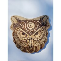 Gnarly Pyrography Eule Gnarly Pyrography Eule von NovusFeroxDesigns