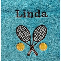 Besticktes Handtuch Mit Tennismotiv Und Namen Besticktes Handtuch Mit Tennismotiv Und Namen von Nowodesign