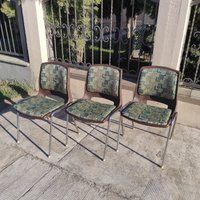 Vintage P.r. Denmark Stapelstühle Mid-Century Modern Kunststoff Essgruppe Vintage P.r. Denmark Stapelstühle Mid-Century Modern Kunststoff Essgruppe von NsVintageByVesna