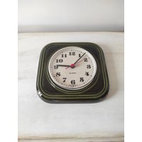 Vintage Wanduhr, Mcm Quarz Space Age Uhr, Made in Germany von NsVintageByVesna