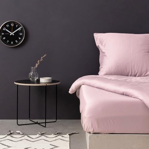 Luxurious Light Pink Satin Double Fitted Sheet, 140 x 190+30 cm | 100% Cotton, 125 gr/m² | Soft, Breathable, Perfect for Elegant Bedrooms Luxurious Light Pink Satin Double Fitted Sheet, 140 x 190+30 cm | 100% Cotton, 125 gr/m² | Soft, Breathable, Perfect for Elegant Bedrooms von Nuit Des Rêves