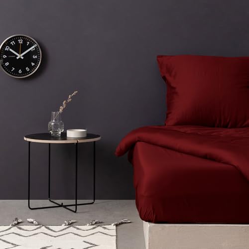 Luxurious Satin Single Fitted Sheet (100 x 200+30 cm), Maroon, 100% Cotton Satin, 125 gr/m² | Soft, Breathable, Perfect for Cozy Bedrooms, Twin von Nuit Des Rêves