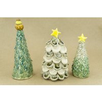 Keramik Handgemachte Weihnachtsbaum Christbaumkugel Set Glitzer Effekt 3 Stück Wohnkultur, Neujahr Geschenk von NukaClay