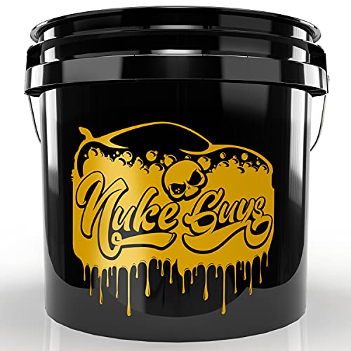 Nuke Guys Golden Bucket, Fallout - Used Look Edition - GritGuard Wascheimer 13 Liter - Autowascheimer für die schonende Autowäsche/Motorradwäsche von Nuke Guys