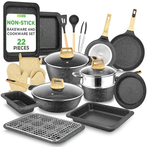 NutriChef Küchen-Komplettset Schwarz-Marmor – 22-teilig mit Töpfen, Pfannen & Küchenhelfern | Antihaftbeschichtung | Inkl. 3,97L Topf, Grillzange, Backformen, Ofenhandschuhe & Glasdeckel von Nutrichef