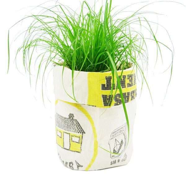 Nyuzi Blackwhite Korb | Upcycling Aufbewahrungskorb aus recyceltem Zementsack Nyuzi Blackwhite Korb | Upcycling Aufbewahrungskorb aus recyceltem Zementsack von Nyuzi Blackwhite