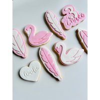 Schwan Und Federn Geburtstagskekse Geburtstag Kekse Geschenk Candy Bar Party von ODDAcake