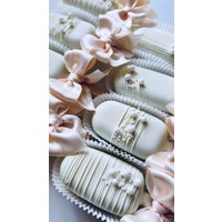 Weiß Mit Beige Schleifen Cake Pops Cakesicles Babyshower Geburtstag Events Erster Baby Hochzeit Shower von ODDAcake