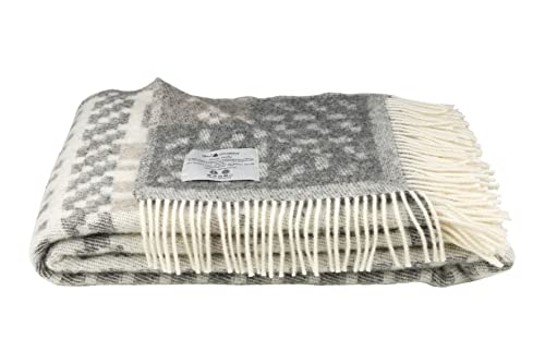 ÖJBRO VANTFABRIK "Skaftö Snö gewebte Wolldecke mit Fransen 130x220 cm Natur/grau/beige 100% Merinowolle Strick-Plaid Tagesdecke Quilt warm weich - Hergestellt in Schweden von ÖJBRO VANTFABRIK