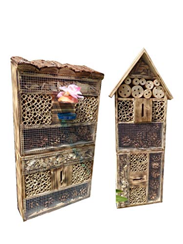 ÖLBAUM 2 x XXL insektenhotels, Spitzdach groß + Flachdach hohe Form Bienenhaus mit 2X Standfuß UND TRÄNKE insektenhotel geflammt gebrannt schwarz, Natur-HOLZFARBEN von ÖLBAUM