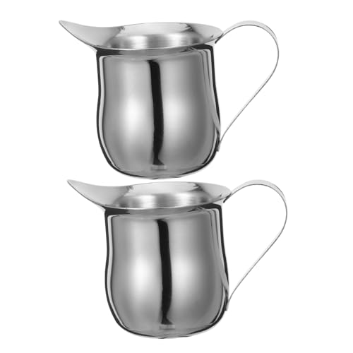 OKUMEYR 2 Stück Edelstahl Milchaufschäumer Kännchen Kompakt Leicht zu Reinigen Modernes Design für Espresso Latte Cappuccino Zuhause Büro OKUMEYR 2 Stück Edelstahl Milchaufschäumer Kännchen Kompakt Leicht zu Reinigen Modernes Design für Espresso Latte Cappuccino Zuhause Büro von OKUMEYR