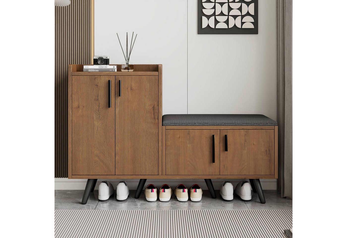 OKWISH Schuhbank Schuhschrank, ausgestattet mit vier Aufbewahrungstüren (Schuhbank mit Holzmaserung und asymmetrischen Metallgriffen – 4 Aufbewahrungstüren, gepolsterte Sitzfläche, stilvoll und funktional, 1-St), mit Sitzbank, verstellbare Böden, asymmetrischen Metallgriffen OKWISH Schuhbank Schuhschrank, ausgestattet mit vier Aufbewahrungstüren (Schuhbank mit Holzmaserung und asymmetrischen Metallgriffen – 4 Aufbewahrungstüren, gepolsterte Sitzfläche, stilvoll und funktional, 1-St), mit Sitzbank, verstellbare Böden, asymmetrischen Metallgriffen von OKWISH