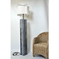 stehlampe - Hohe Wohnzimmerlampe Mit Lampenschirm von OLDTREEdesign