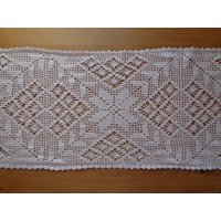 Vintage Gehäkelte Tischläufer Größe 12"x 38"; Hand Gehäkelte Spitzen Tischleinen; Filet Netz Muster Baumwolle Spitzenläufer; Läufer von OLaLaVintage