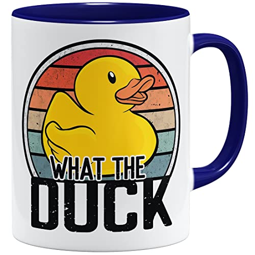 OM3® What The Duck - lustige Tasse mit Ente - Spruch - Statement | Keramik Becher | 11oz 325ml | Beidseitig Bedruckt | Dunkelblau von OM3