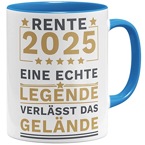 OM3® eine Legende verlässt das Gelände - Rente 2025 Kaffee-Tasse mit Spruch Abschiedsgeschenk Ruhestand| Keramik Becher | 11oz 325ml | Beidseitig Bedruckt | Hellblau von OM3