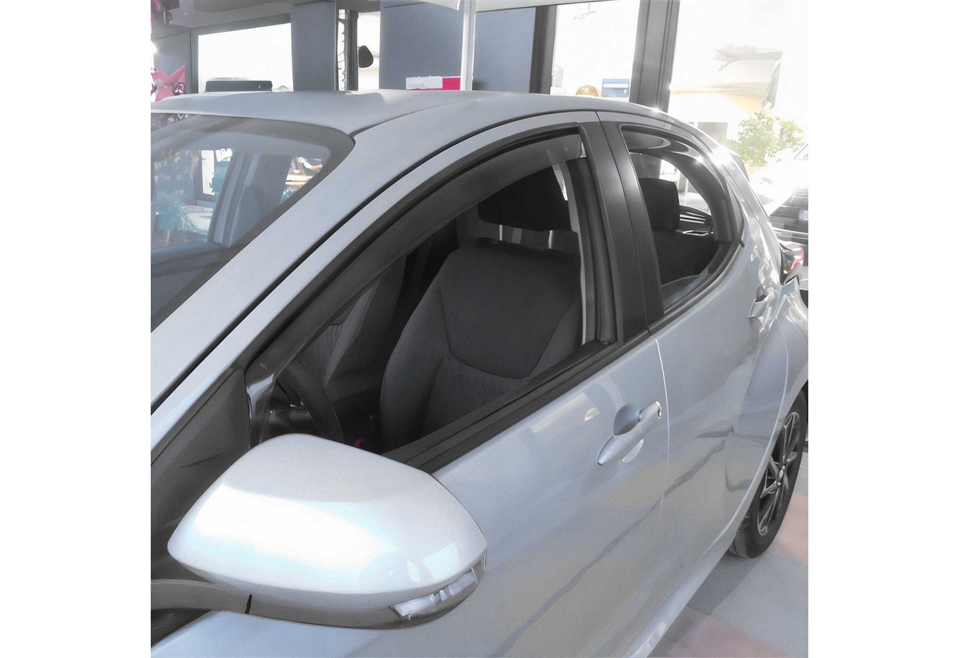 OMAC Lüftungsgitter Windabweiser für Toyota Yaris 2020-2025 Dunkel Acryl 4tlg (4 St), Aerodynamisch, Einfache Montage, Waschstraßenfest von OMAC