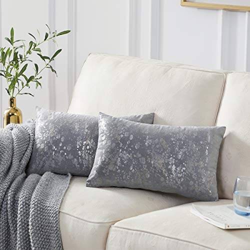 OMMATO Samt Kissenbezug 30x50 cm Silber Gold Kissenbezüge Dekorative Kissenhülle Dekokissen für Sofa Schlafzimmer Wohnzimmer Grau 2 Stück von OMMATO