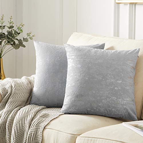 OMMATO Samt Kissenbezug 40x40 cm Silber Gold Kissenbezüge Dekorative Kissenhülle Dekokissen für Sofa Schlafzimmer Wohnzimmer Silber Grau 2 Stück von OMMATO