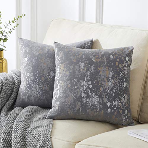 OMMATO Samt Kissenbezug 45x45 cm Silber Gold Kissenbezüge Dekorative Kissenhülle Dekokissen für Sofa Schlafzimmer Wohnzimmer Grau 2 Stück von OMMATO