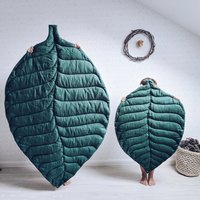 Große Blattspielmatte Aus Natürlichem Leinen, Verschiedene Farben Erhältlich | Baby-Textil-Spielmatte Große Blattspielmatte Aus Natürlichem Leinen, Verschiedene Farben Erhältlich | Baby-Textil-Spielmatte von OMOLOKO