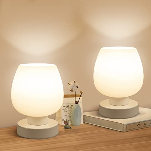 Nachttischlampe Touch Dimmbar – Moderne Tischlampe für Schlafzimmer, Wohnzimmer, Schreibtischlampe mit weißem Opalglas Lampenschirm, warme LED-Glühbirne, dreifach dimmbar, einfaches Design 2 Stück von ONEWISH