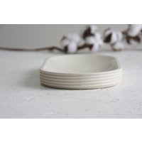 Moderne Keramik Weiß Ovale Schale, Bürodekor, Geschirr, Einzigartige Küche Dekor, Housewarminggeschenk, Hochzeitsgeschenk, Modernen Tisch von ONEandMANY