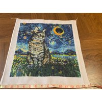 Vintage Handgemachte Getigerte Katze in Der Sternennacht, Detail Stoff Nähen Von Hand, Einzigartige Katzen-Liebhaber Geschenk, Sternennacht von OOAKSS