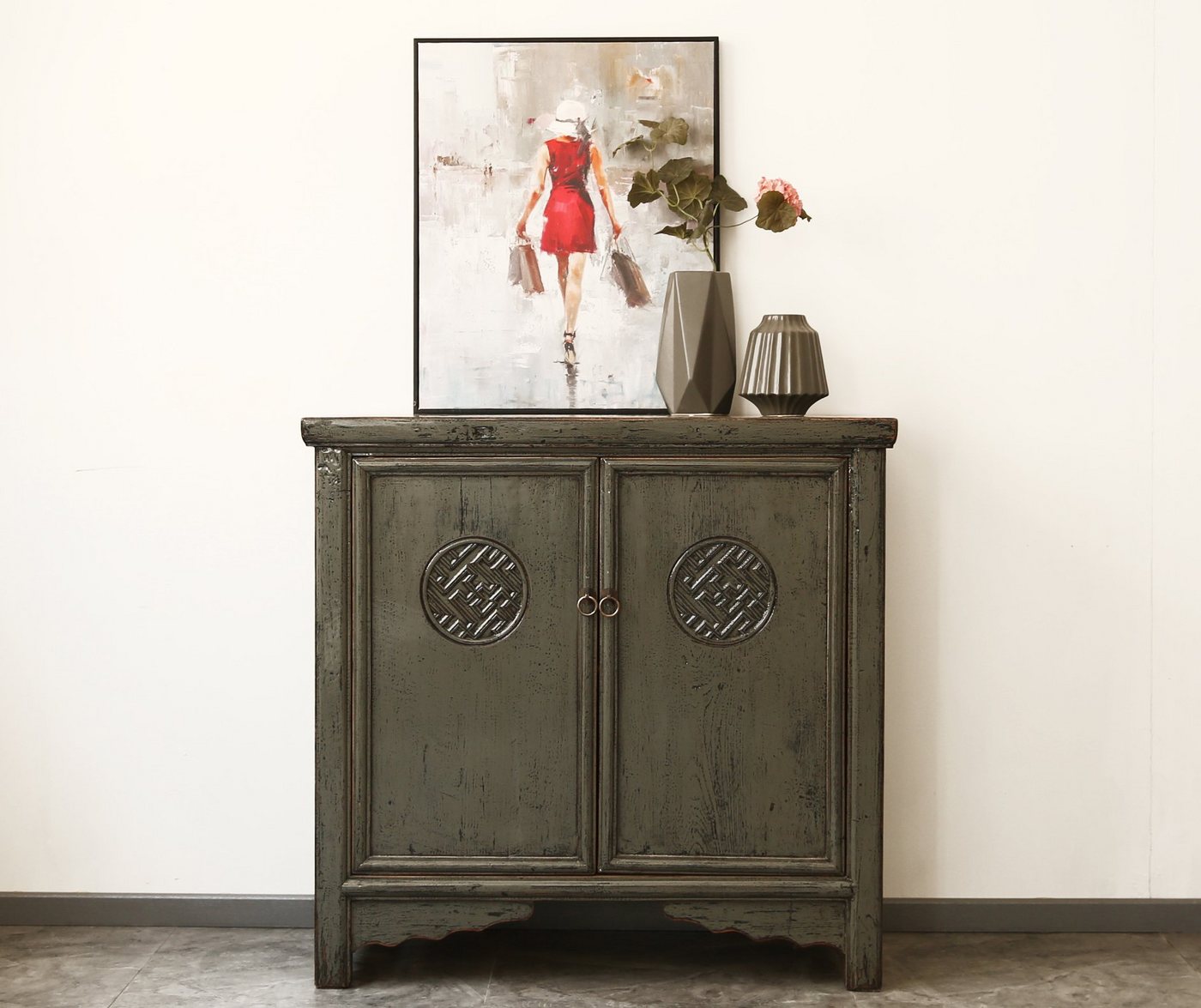 OPIUM OUTLET Kommode Schrank Sideboard Möbel aus Holz Vintage-Stil, asiatisch chinesisch orientalisch, komplett montiert, B x T x H: 98 x 45 x 95 cm, Antik-Stil Landhaus-Stil von OPIUM OUTLET