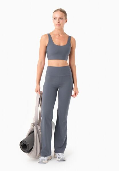 ORGANICATION LAVINN | Weit geschnittene Hoses aus recyceltem Polyamid von ORGANICATION