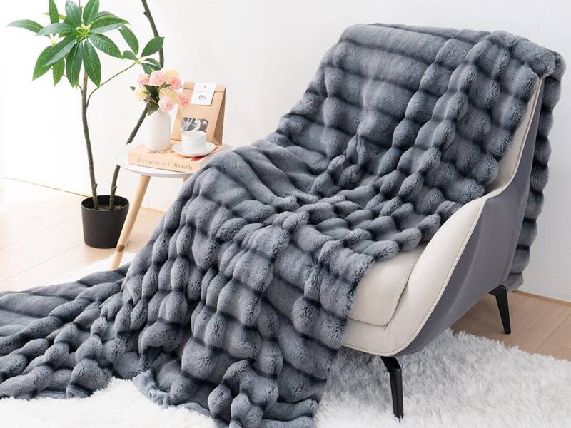 Wohndecke Kunstfell-Decke, Premium Kuscheldecke weich beidseitig, ORHOPUI, doppelseitig, 152.5×127cm, grau von ORHOPUI