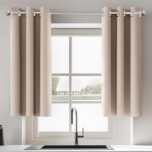 ORINOVA Blickdicht Vorhang Fenster Verdunkelung Kurz 87x114 cm Thermovorhang Hitzeschutz Wohnzimmer 2er Set Beige Schlafzimmer mit Ösen ORINOVA Blickdicht Vorhang Fenster Verdunkelung Kurz 87x114 cm Thermovorhang Hitzeschutz Wohnzimmer 2er Set Beige Schlafzimmer mit Ösen von ORINOVA