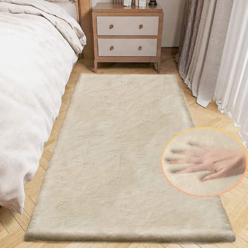 ORINOVA Teppich Läufer Beige Flauschig Waschbar 60x180 cm Fellteppich Kunstfell Kurzflor Teppich Weich Wohnzimmer Schlafzimmer Kinderzimmer Deko Rechteckig von ORINOVA
