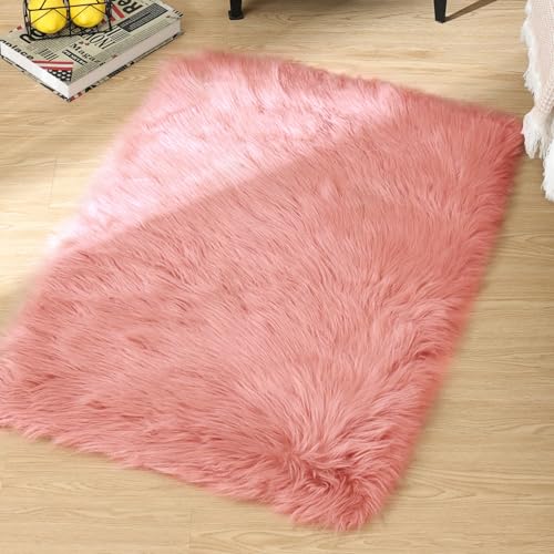 ORINOVA Teppich Rosa Flauschig Schlafzimmer 60x90 cm Kinderzimmer Fellteppich Kunstfell Kuschel Teppich Bettvorleger Wohnzimmer Klein Weich Deko Waschbar ORINOVA Teppich Rosa Flauschig Schlafzimmer 60x90 cm Kinderzimmer Fellteppich Kunstfell Kuschel Teppich Bettvorleger Wohnzimmer Klein Weich Deko Waschbar von ORINOVA