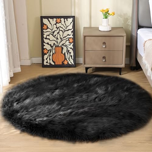 ORINOVA Teppich Rund Schwarz 150 cm Flauschig Kunstfell Fellteppich Schlafzimmer Wohnzimmer Kuschelteppich Weich Bettvorleger Waschbar ORINOVA Teppich Rund Schwarz 150 cm Flauschig Kunstfell Fellteppich Schlafzimmer Wohnzimmer Kuschelteppich Weich Bettvorleger Waschbar von ORINOVA