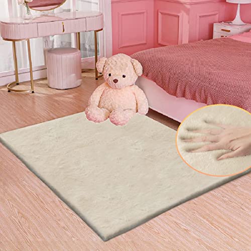 ORINOVA Teppich Schlafzimmer Beige Flauschig Waschbar 90x150 cm Fellteppich Bettvorleger Kunstfell Teppich Weich Wohnzimmer Kinderzimmer Kurzflor Deko Rechteckig von ORINOVA