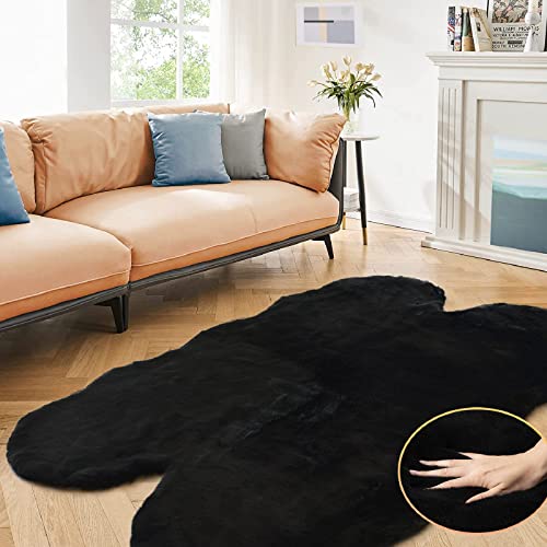 ORINOVA Teppich Schlafzimmer Flauschig Schwarz 120x180 cm Fellteppich Kunstfell Teppich Weich Wohnzimmer Waschbar Gegend Kurzflor Fellform von ORINOVA