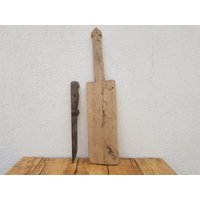 Antike Holz Brotbrett & Messer Set Primitive Küchenhelfer Antike Holz Brotbrett & Messer Set Primitive Küchenhelfer von ORMagArt