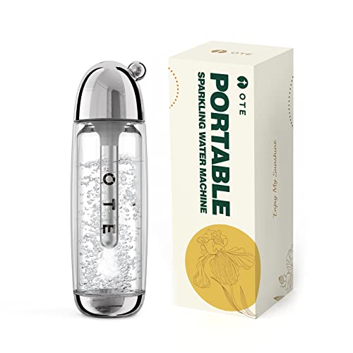 OTE Tragbar Soda Maker, Sprudelwasser Maschine 450ml Compact Size Wassersprudler, Verwenden Sie Mini 8g Zylinder, Wasser Sprudel Gerät Keine Elektrizität, Doppellagige PET-Flasche, BPA-Frei, Silber von OTE