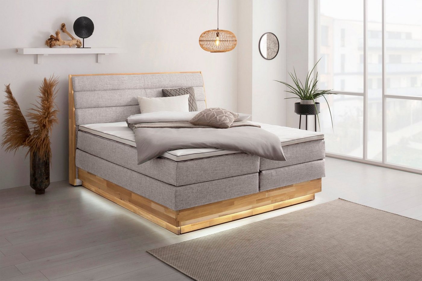 OTTO products Boxspringbett, LED-Beleuchtung, mit zertifizierten, recycelten Bezugsstoffen von OTTO products