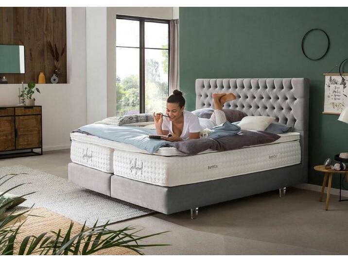 BettCo Boxspringbett Vegas (7-St., 140 x 200 cm), Chesterfield Design, Acryl-Füße, silberfarben, Mit Naturlatex 7 cm, Silber von OTTO