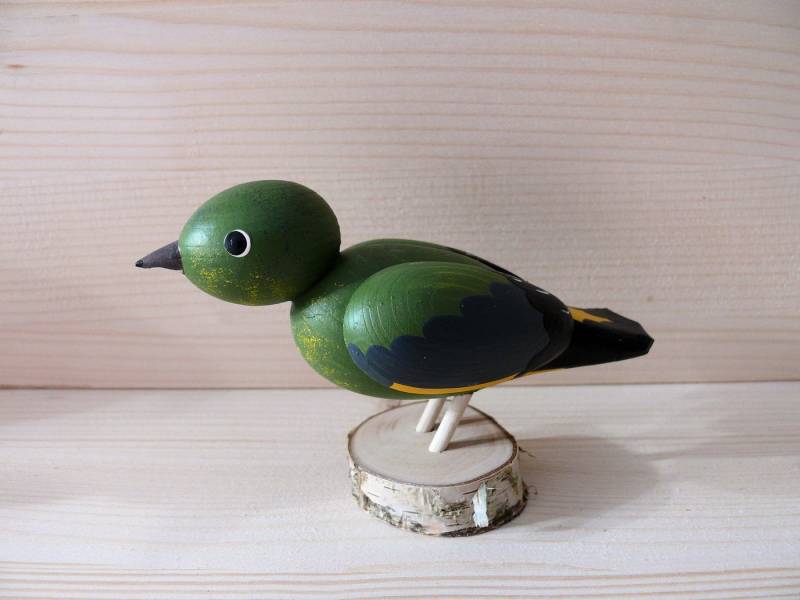 Gartenfigur Ganzjahresdekoration Holzvogel Grünfink Höhe 10cm NEU von OTTO