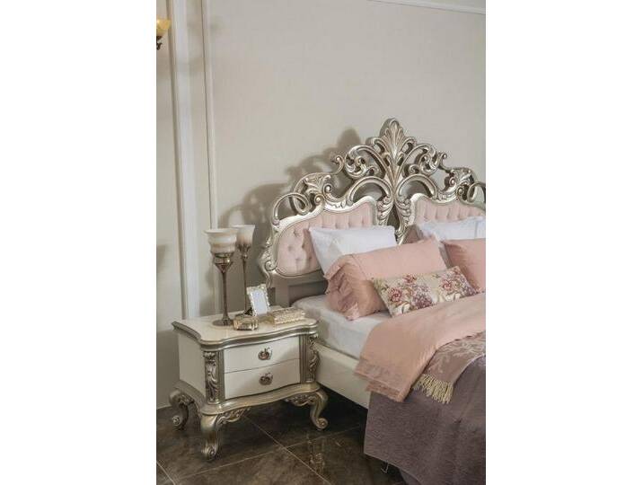 JVmoebel Nachttisch Silberne Beistelltische im französischen Design – 2er Set, Made in Europa, weiß JVmoebel Nachttisch Silberne Beistelltische im französischen Design – 2er Set, Made in Europa, weiß von OTTO