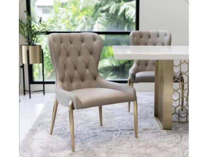 JVmoebel Esszimmerstuhl Chesterfield Sessel im Club-Stil – Polsterstuhl mit Metallgestell (1 St), Made in Europa, beige von OTTO