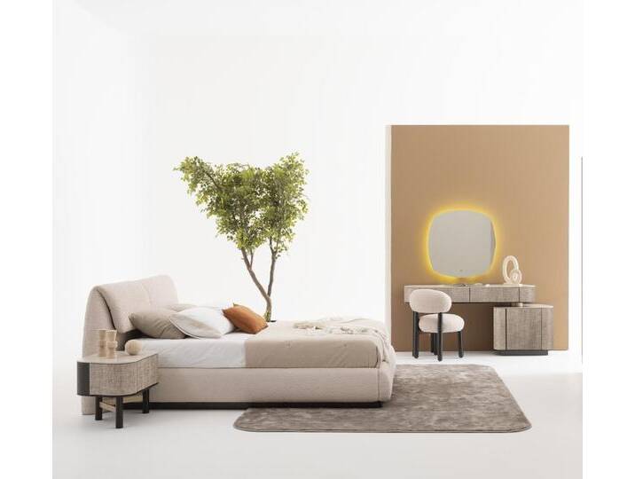 JVmoebel Schlafzimmer-Set Schlafzimmer-Set aus Holz und Textil in Beige mit modernem Design, (5-tlg., Bett, 2х Nachttische, Schminktisch, Spiegel) von OTTO
