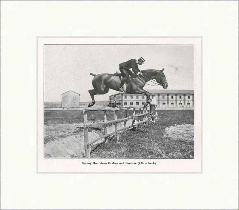 BillerAntik Kunstdruck Sprung über einen Graben und Barriere Pferde Reiter Sport Zaun F_Vinta, (1 St) von BillerAntik