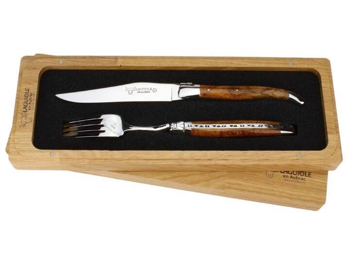 Laguiole en Aubrac Steakbesteck 1CF99TKIH BRI, 1 Messer / 1 Gabel - Griff Teakholz - Backen glänzend - Stahl glänzend Laguiole en Aubrac Steakbesteck 1CF99TKIH BRI, 1 Messer / 1 Gabel - Griff Teakholz - Backen glänzend - Stahl glänzend von OTTO