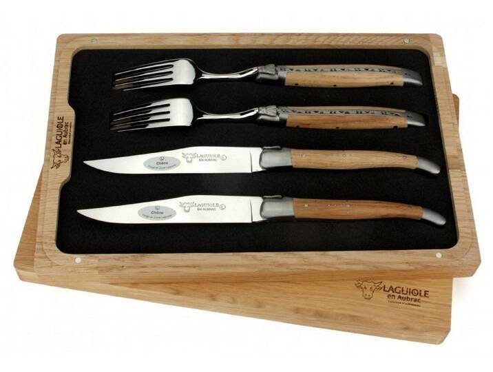 Laguiole en Aubrac Steakbesteck CCF99CHI, 2 Messer / 2 Gabeln - Griff Eichenholz - Backen matt - Stahl glänzend von OTTO